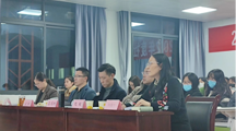  无码流出
举办2022年暑期社会调查报告评选会