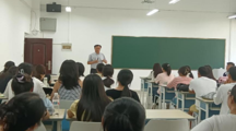 锐意进取 持续奋进—无码流出
召开硕士研究生新生与导师见面会